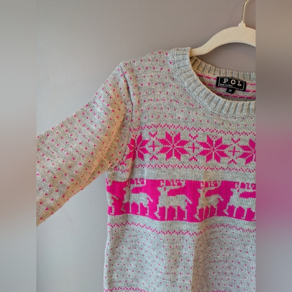 POL M Sweater with Reindeer And Snowflakes - Picture 2 of 10
